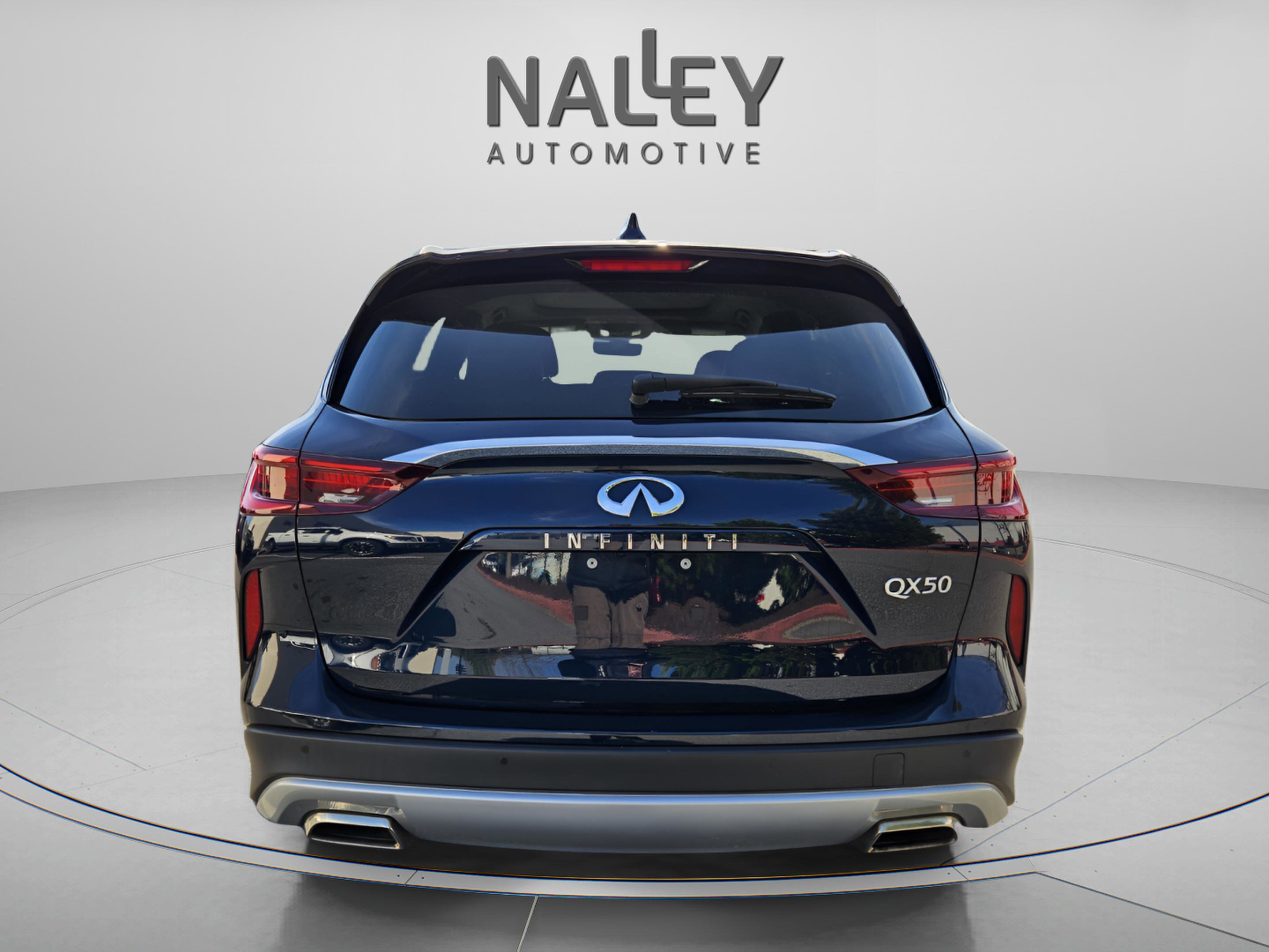 Certified 2023 INFINITI QX50 Luxe image 4