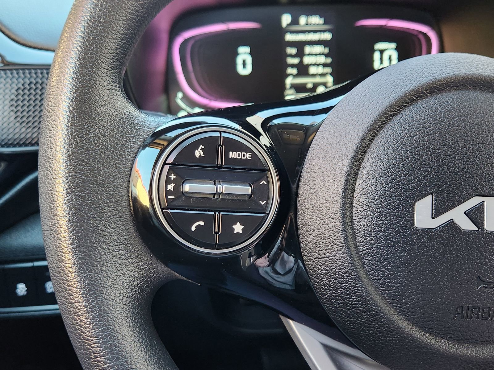 Used 2023 Kia Soul S image 33