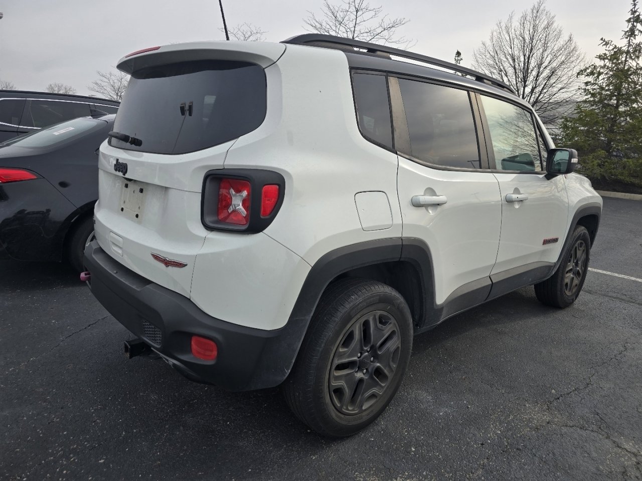 Used 2018 Jeep Renegade Trailhawk w/ Cold Weather Group II image 7