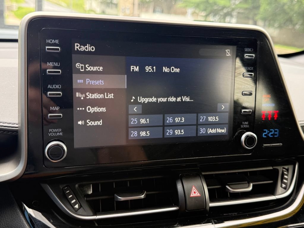 Used 2019 Toyota C-HR XLE FWD image 49