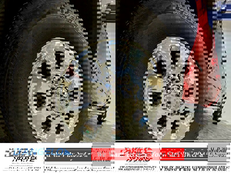 Used 2013 GMC Sierra 2500 SLT w/ Suspension Package, Off-Road image 23