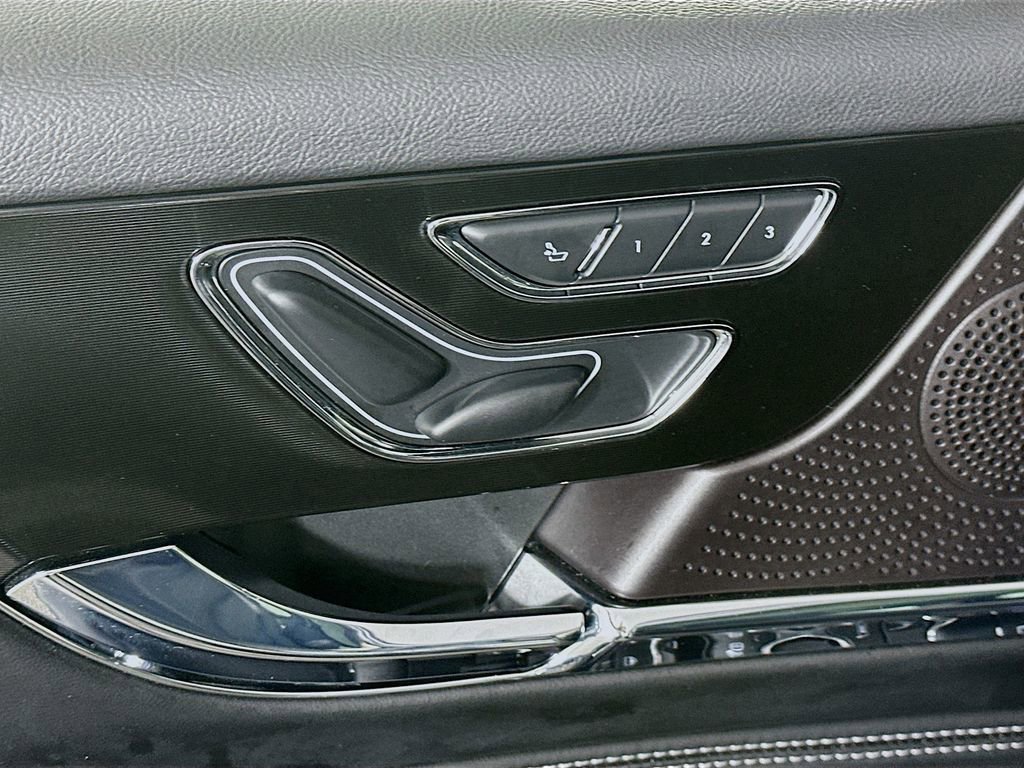 Used 2023 Lincoln Corsair Grand Touring w/ Equipment Group 301A image 23