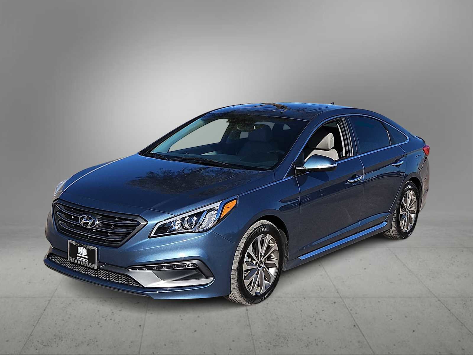 Used 2016 Hyundai Sonata Sport w/ Option Group 1V image 4