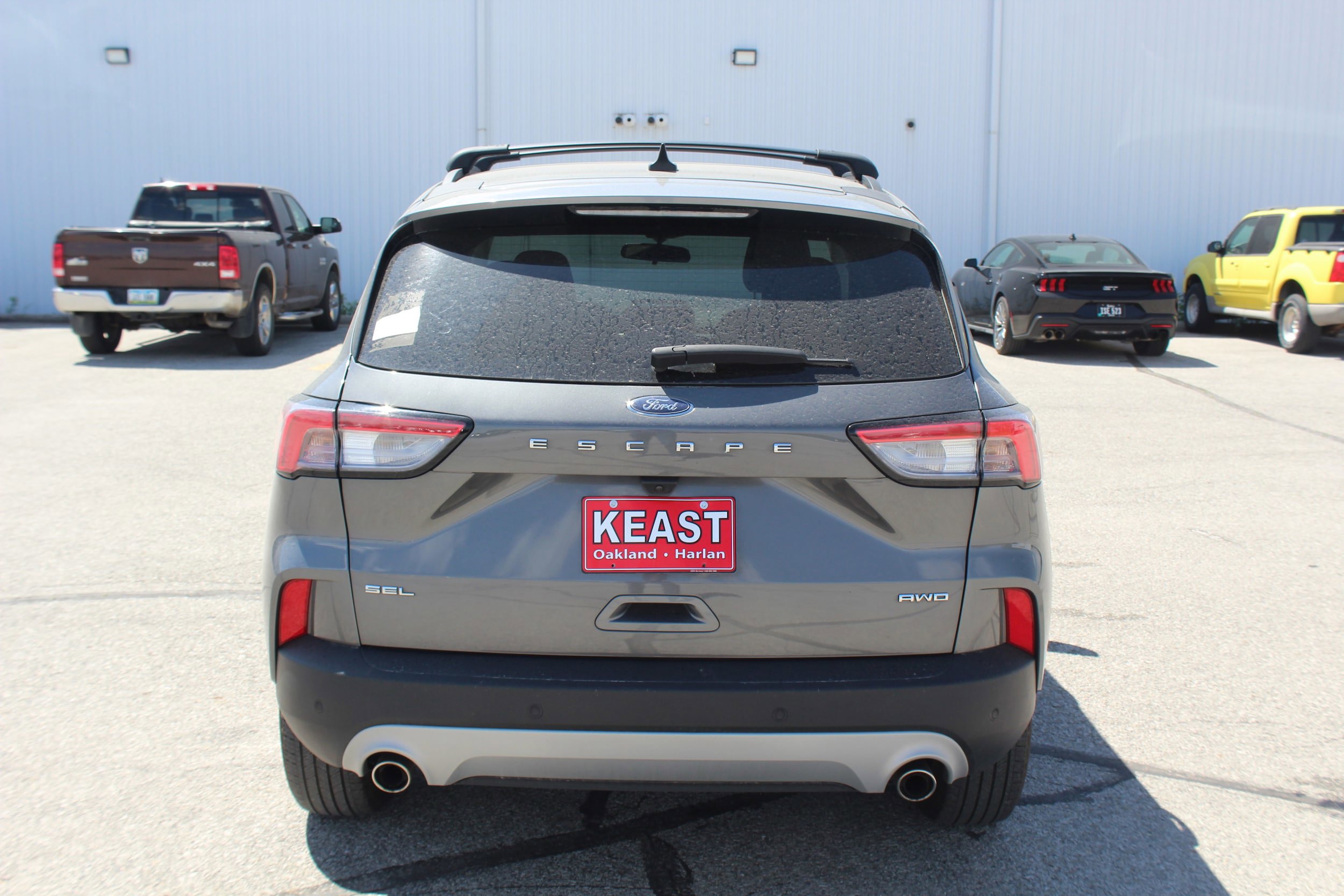 Used 2022 Ford Escape SEL AWD/4WD image 3