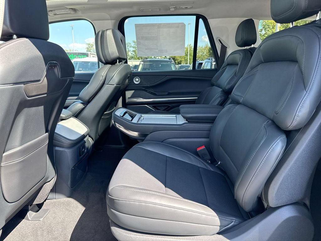 New 2027 Lincoln Navigator L Reserve AWD/4WD image 24