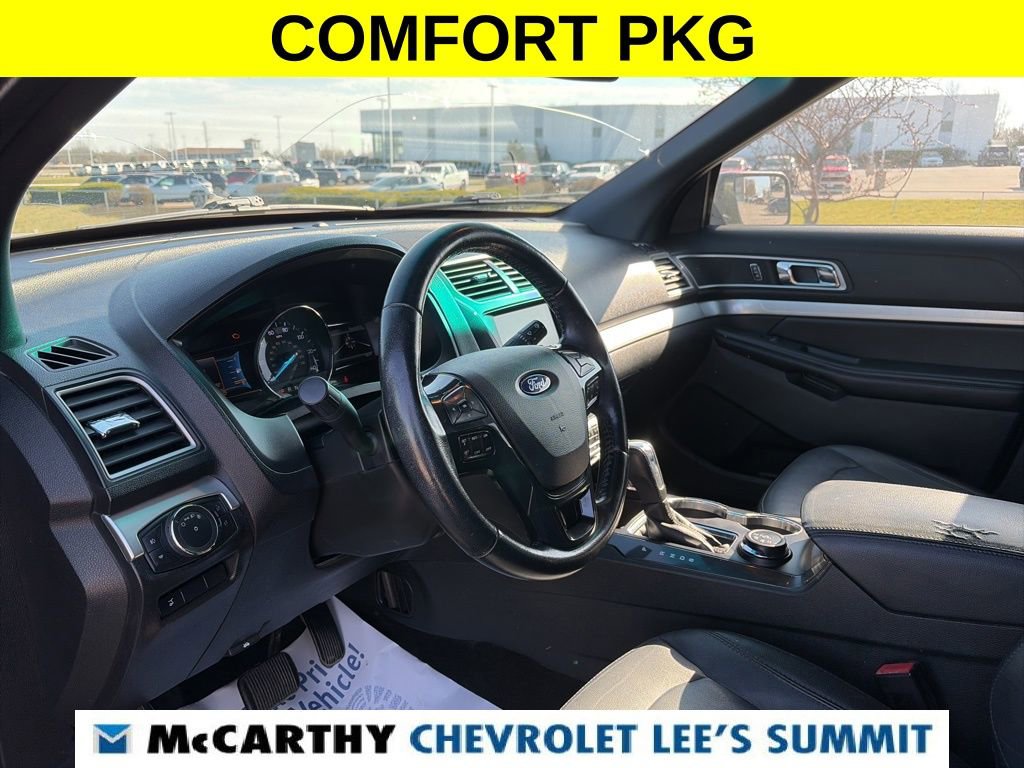 Used 2016 Ford Explorer XLT w/ Equipment Group 202A image 47