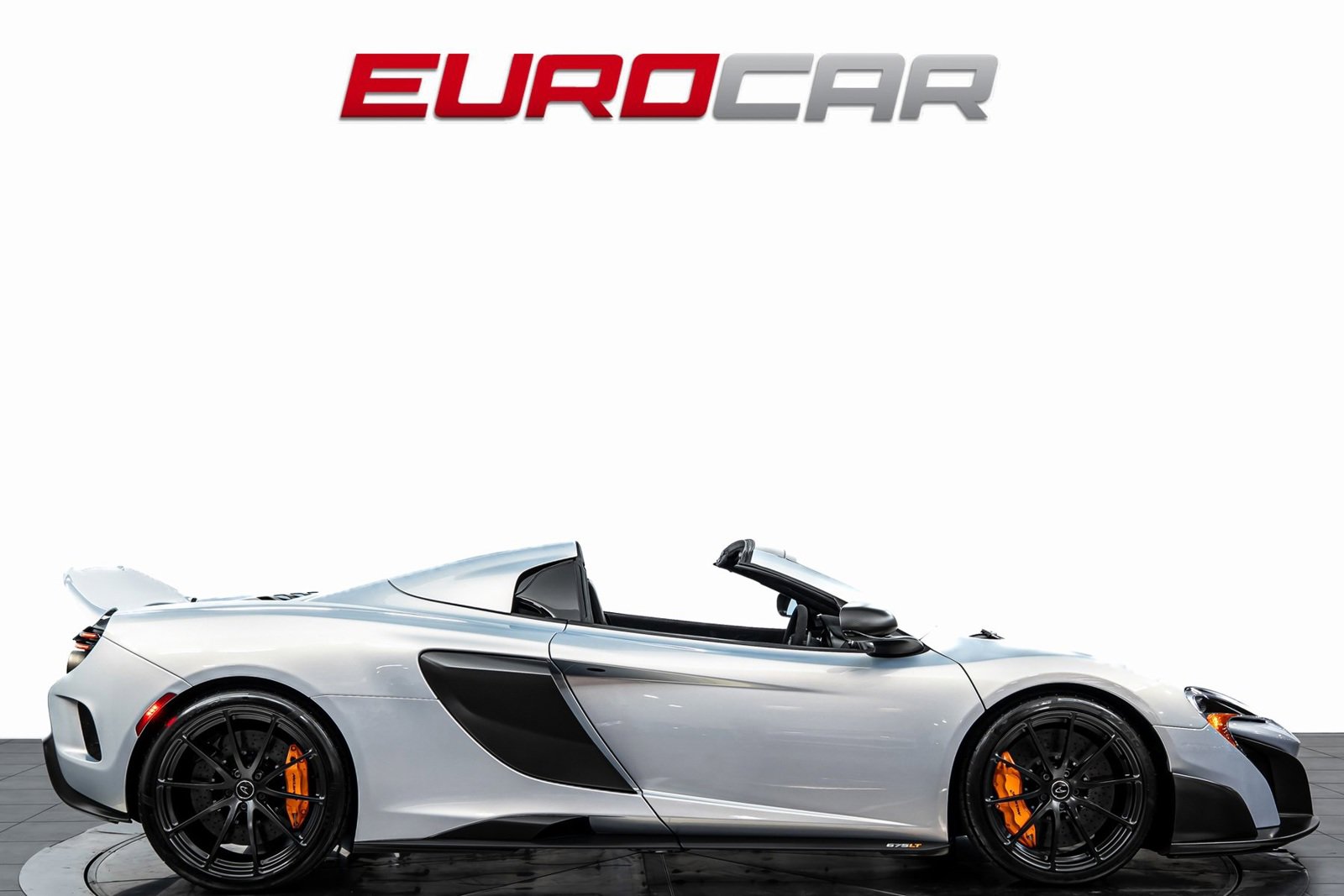 Used 2016 McLaren 675LT Spider image 7