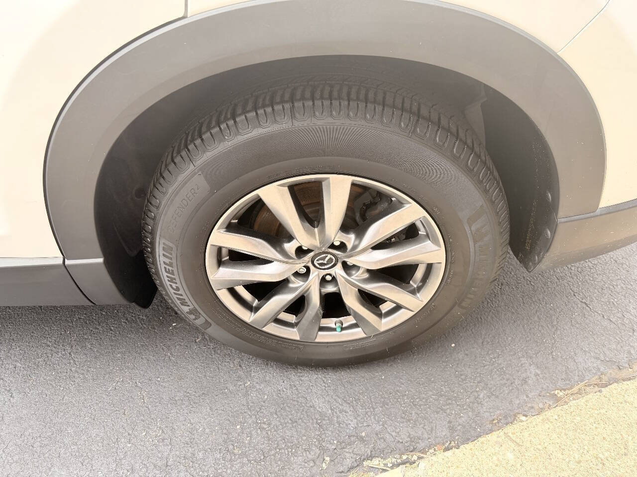 Used 2018 MAZDA CX-9 Touring w/ Touring Premium Package AWD/4WD image 36
