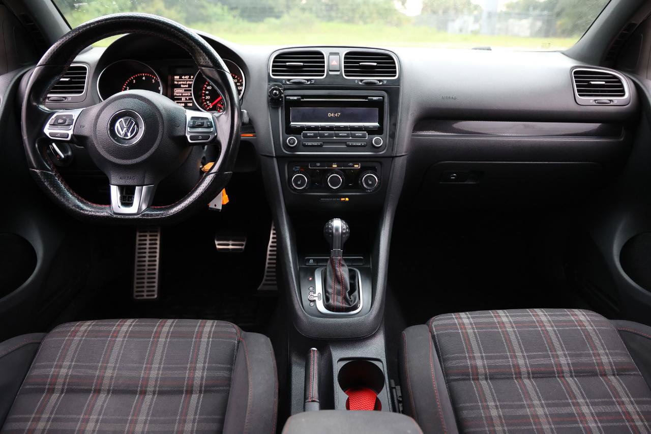 Used 2014 Volkswagen GTI Wolfsburg Edition FWD image 21