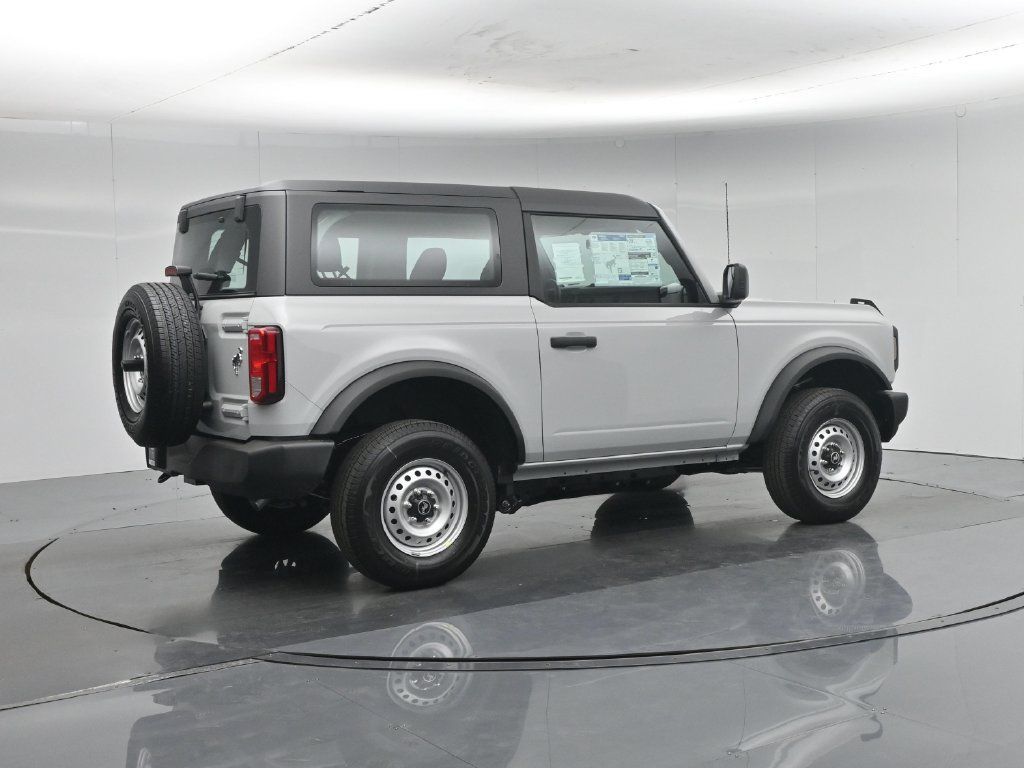 New 2026 Ford Bronco 2-Door AWD/4WD image 24
