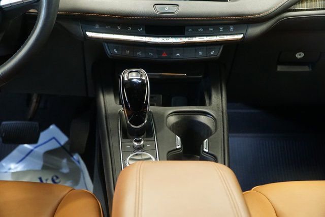 Used 2022 Cadillac XT4 Premium Luxury w/ Enhanced Visibility Package image 13