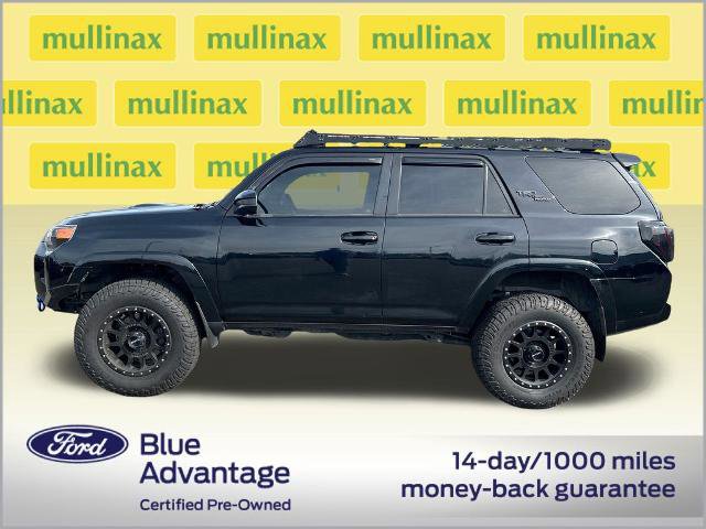 Used 2022 Toyota 4Runner TRD Off-Road AWD/4WD image 13