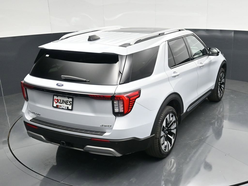 Certified 2025 Ford Explorer Platinum w/ LUX Leather Package AWD/4WD image 39