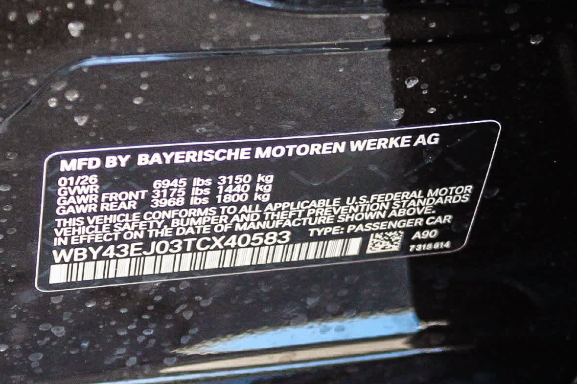 New 2026 BMW i7 M70 RWD image 37