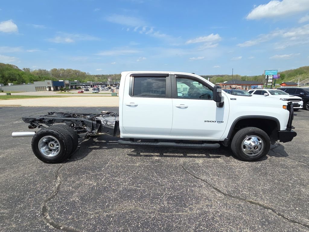 Used 2023 Chevrolet Silverado 3500 LT w/ Convenience Package AWD/4WD image 10