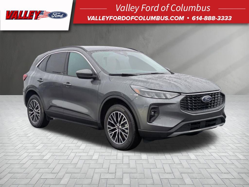 New 2024 Ford Escape SE