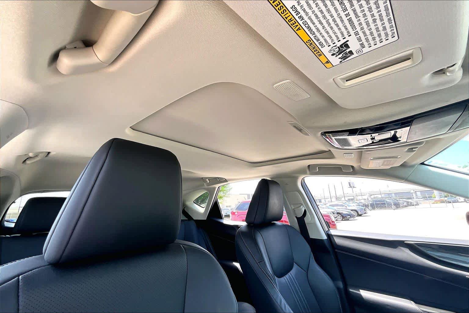 Used 2024 Lexus NX 250 FWD image 12