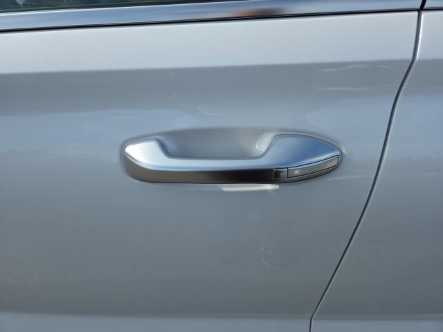 Used 2021 Hyundai Palisade Limited w/ Winter Package image 41