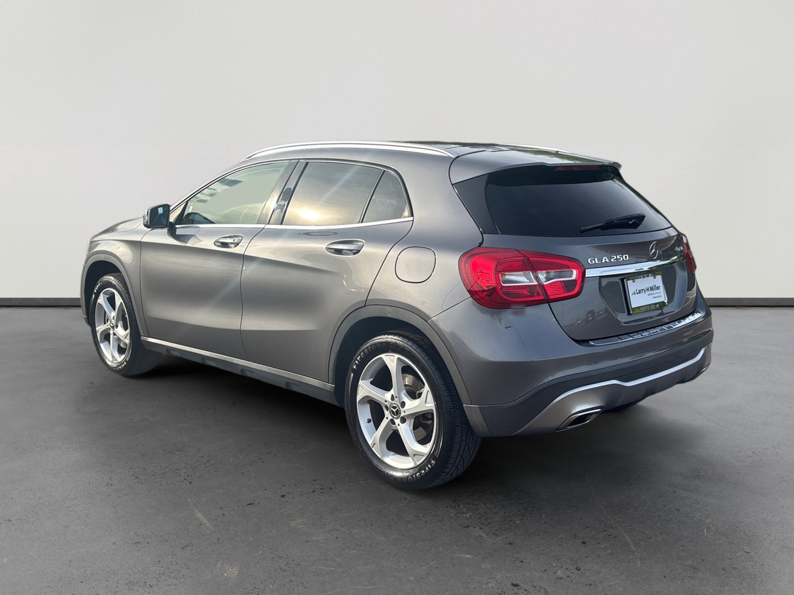 Used 2019 Mercedes-Benz GLA 250 4MATIC image 3