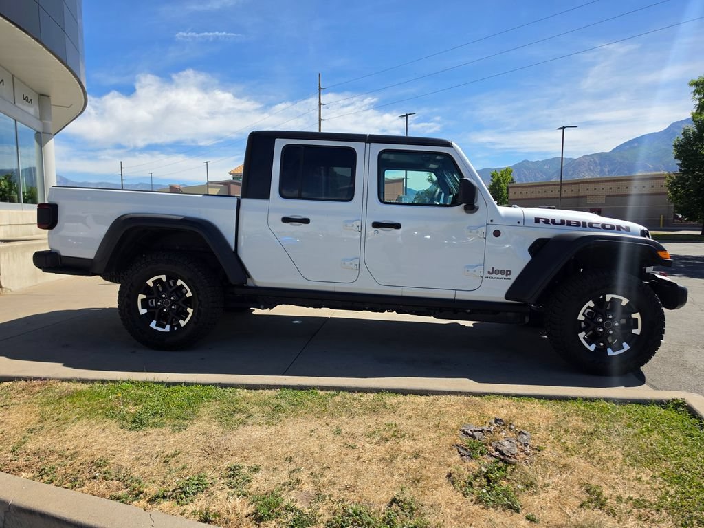 Used 2026 Jeep Gladiator Rubicon AWD/4WD image 4