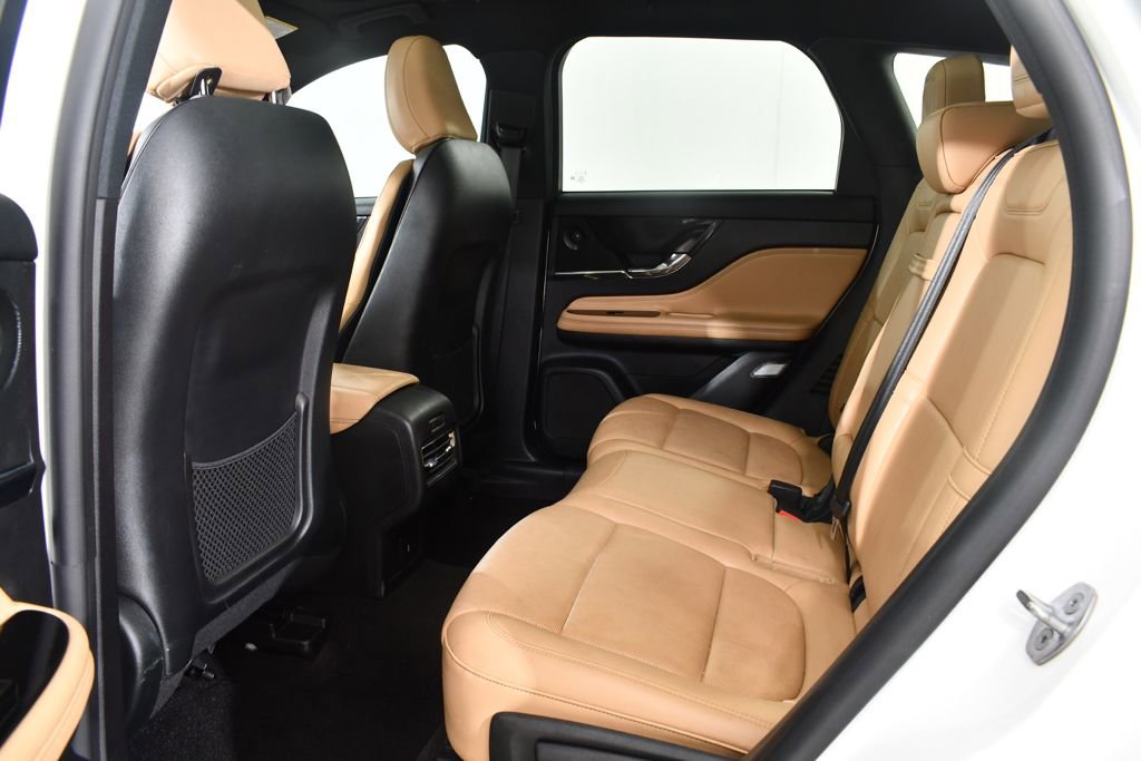 Used 2022 Lincoln Corsair Reserve w/ Equipment Group 201A image 16