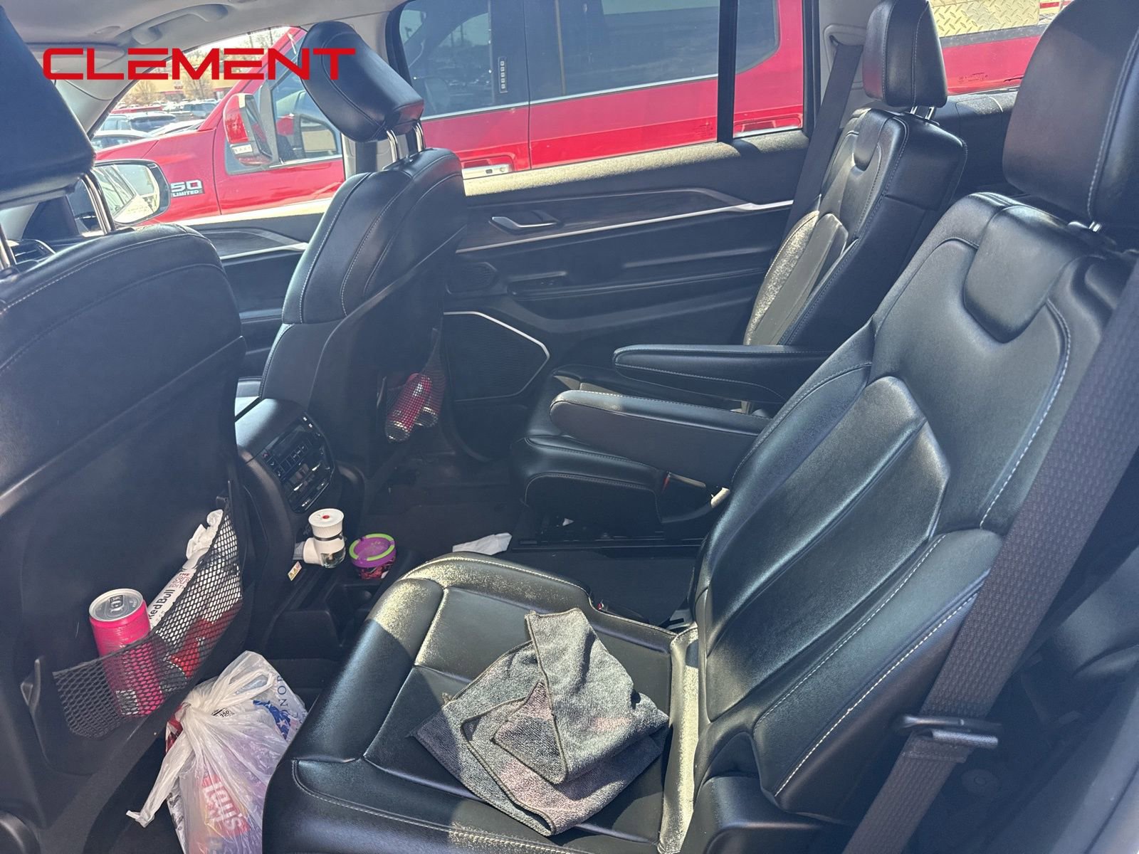 Used 2022 Jeep Grand Cherokee L Limited image 11