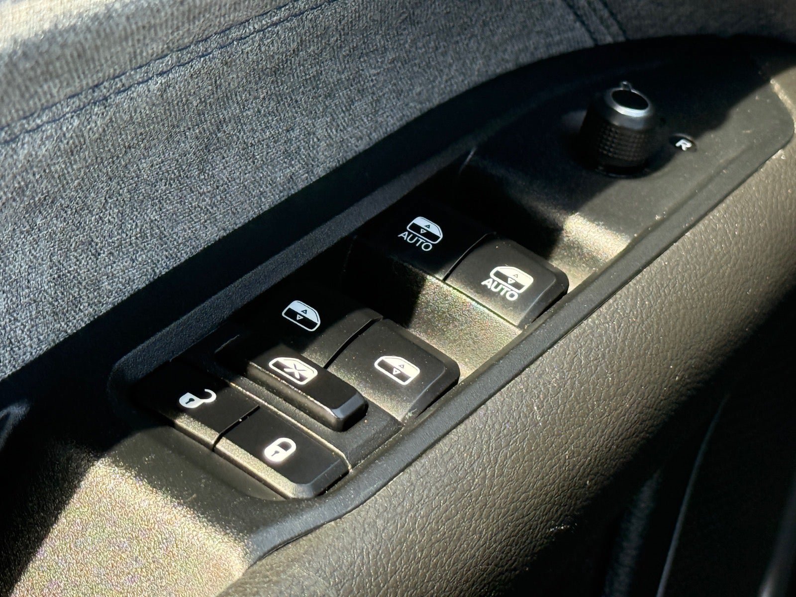 Used 2024 Jeep Compass Latitude AWD/4WD image 18