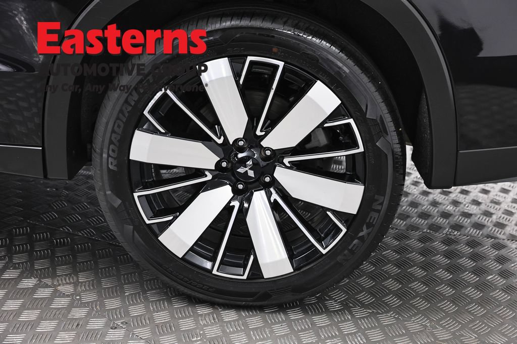 Used 2025 Mitsubishi Outlander SE AWD/4WD image 34