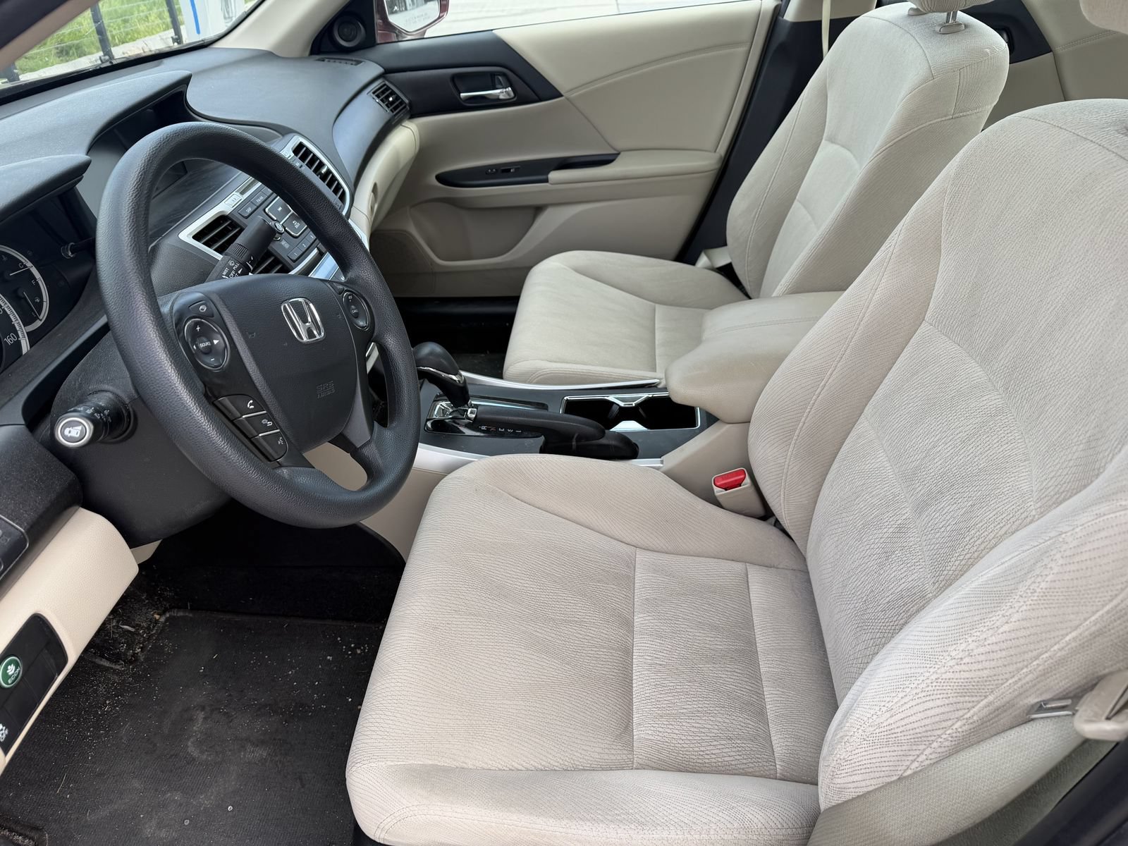 Used 2015 Honda Accord EX image 5