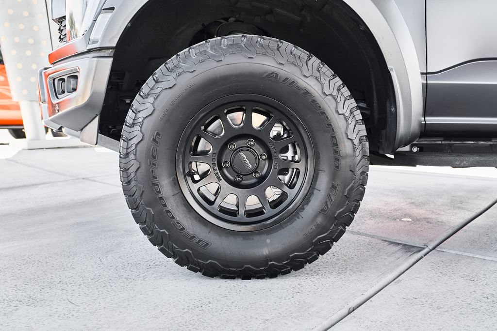 Used 2022 Ford F150 Raptor w/ Equipment Group 801A High AWD/4WD image 4