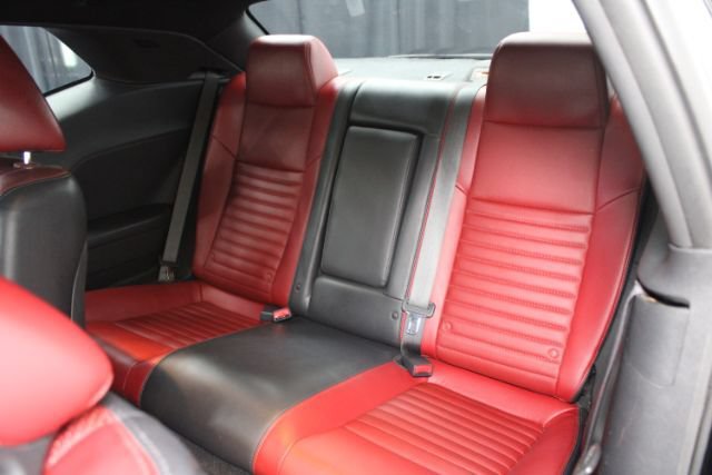 Used 2014 Dodge Challenger R/T Plus RWD image 22