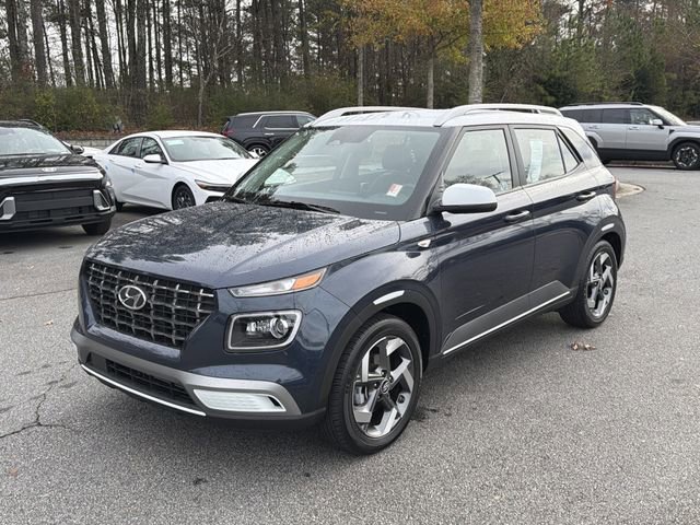 Used 2025 Hyundai Venue Limited FWD image 3