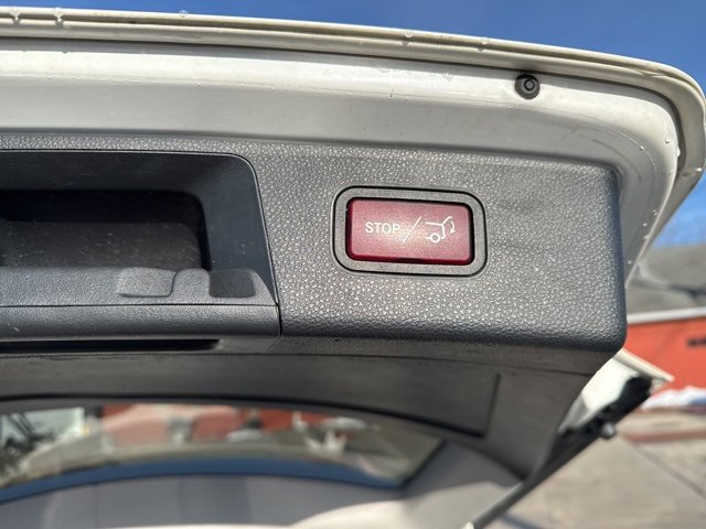 Used 2013 Mercedes-Benz GLK 350 4MATIC image 47