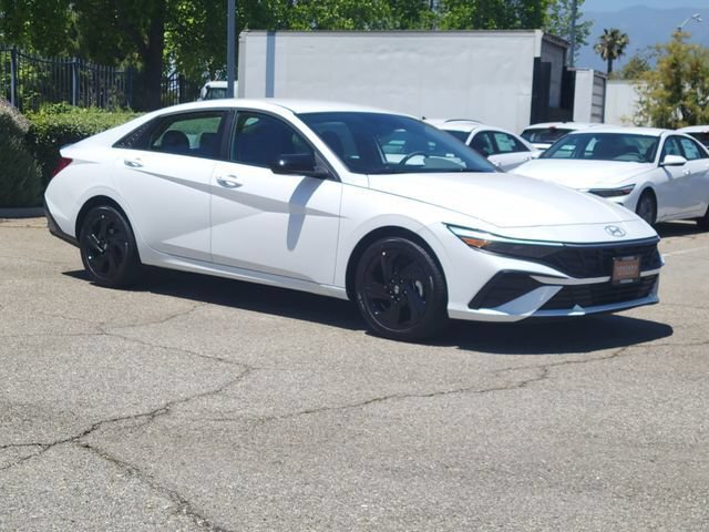New 2026 Hyundai Elantra Sport FWD image 31