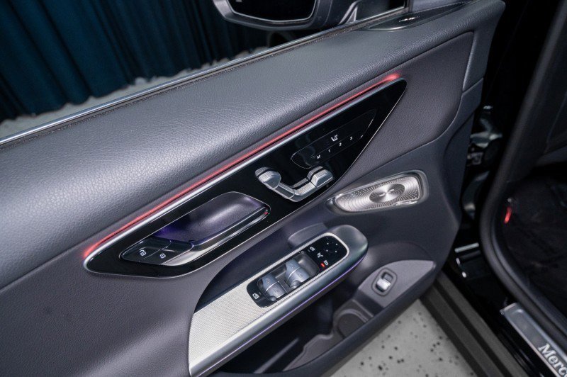 Certified 2026 Mercedes-Benz GLC 300 4MATIC image 11