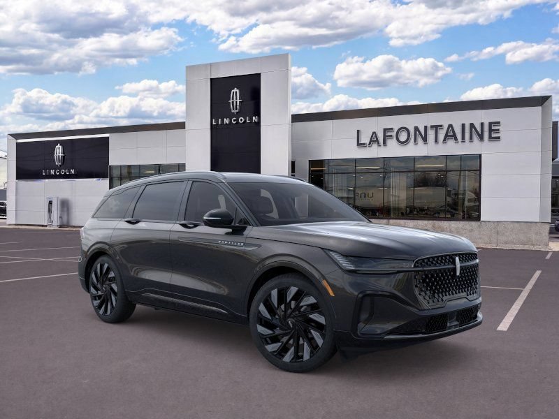 New 2026 Lincoln Nautilus Reserve w/ Jet Appearance Package AWD/4WD image 7