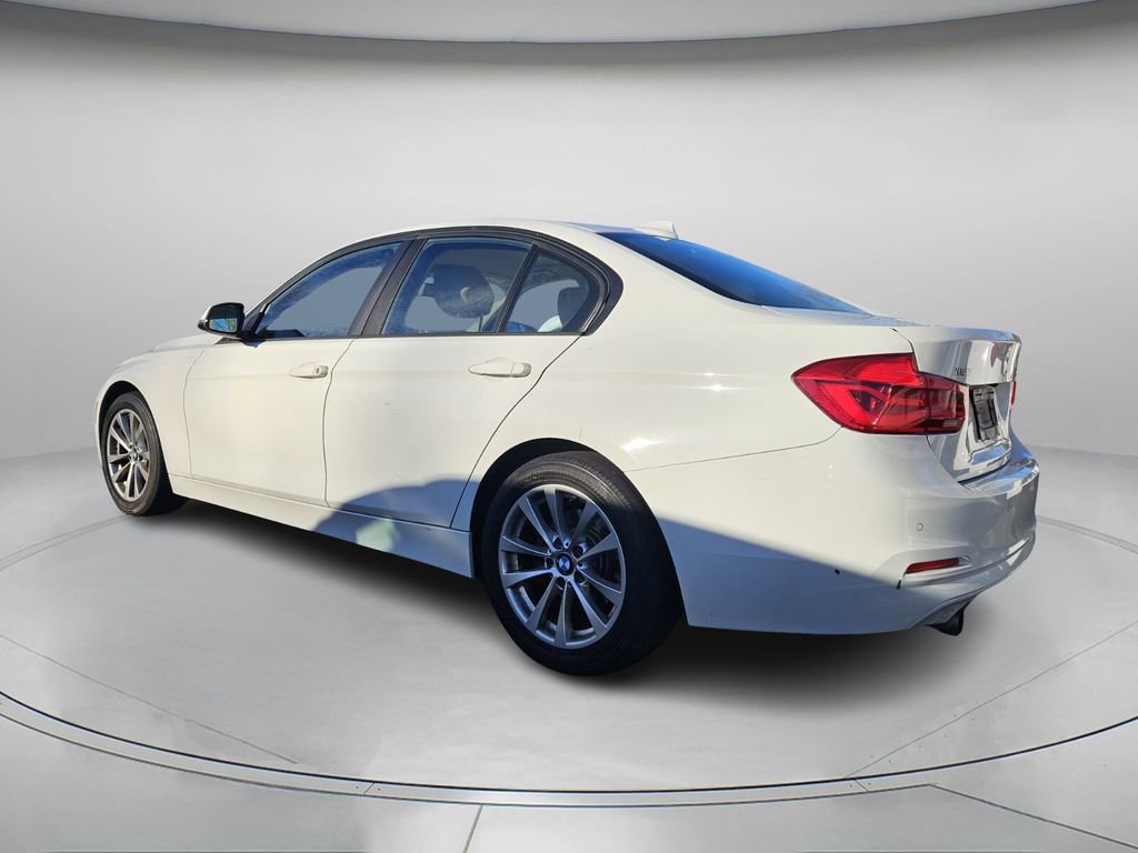 Used 2016 BMW 320i Sedan image 5