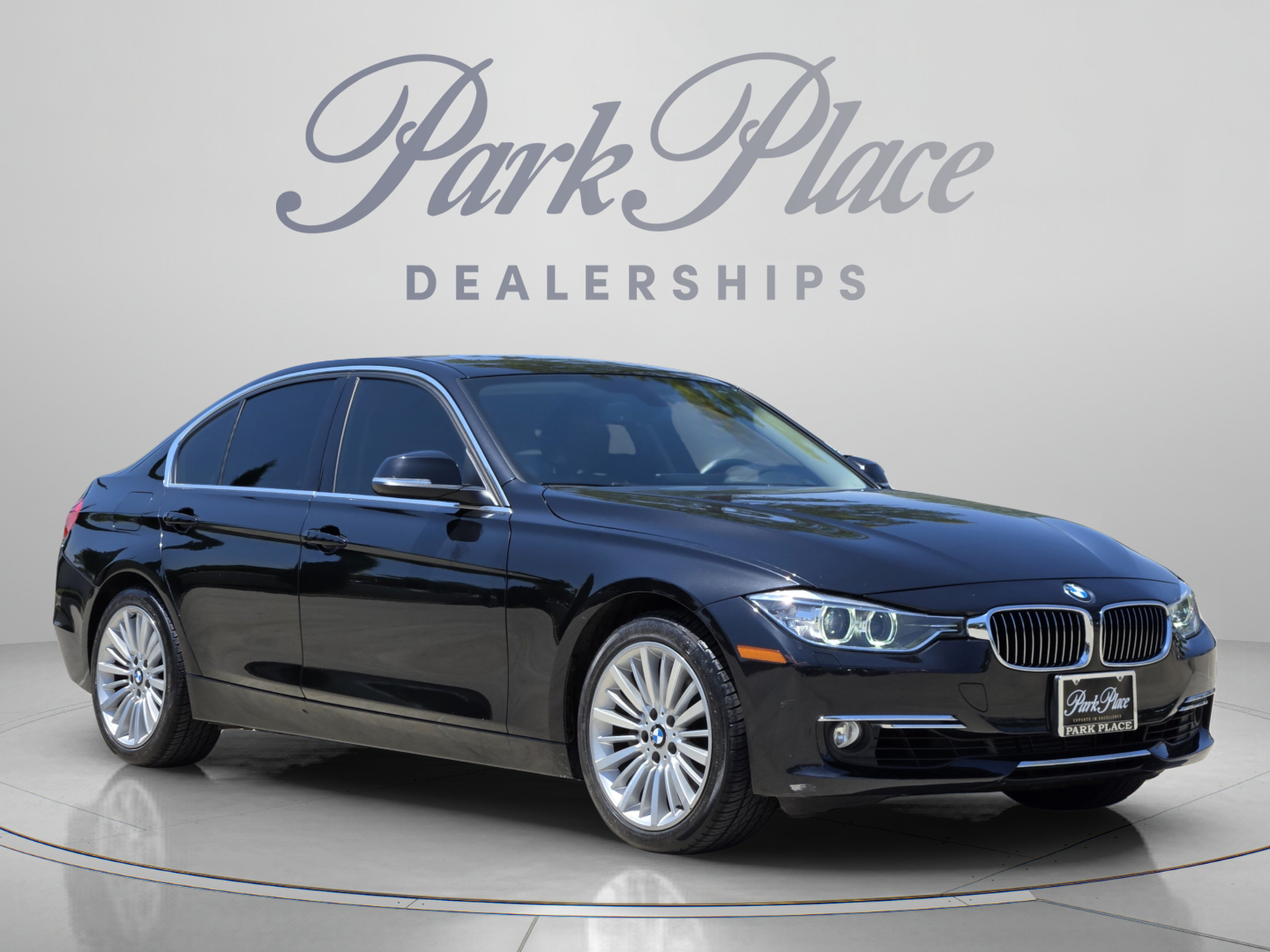 Used 2013 BMW 335i xDrive Sedan AWD/4WD image 7