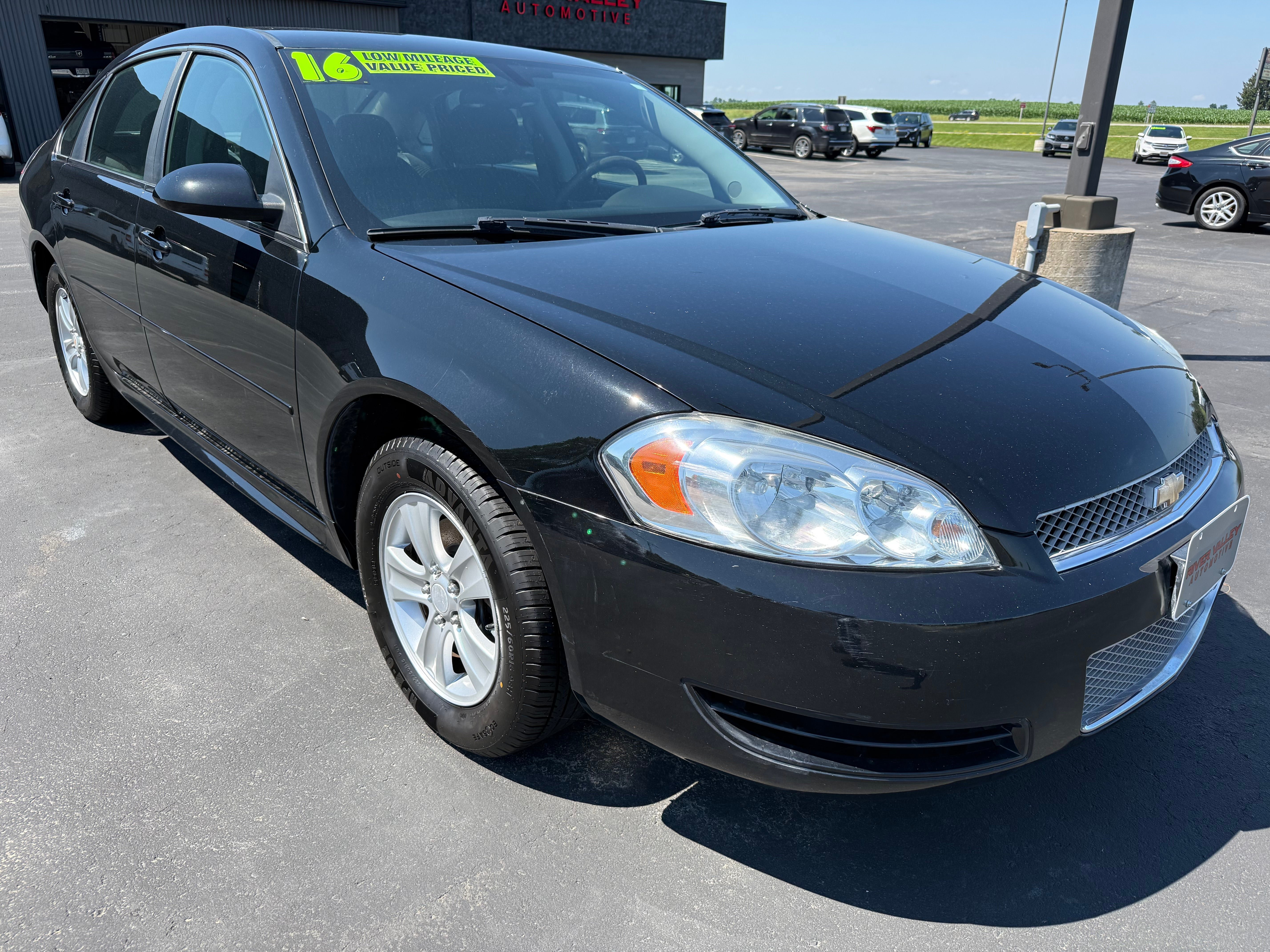 Used 2016 Chevrolet Impala Limited LS FWD image 2