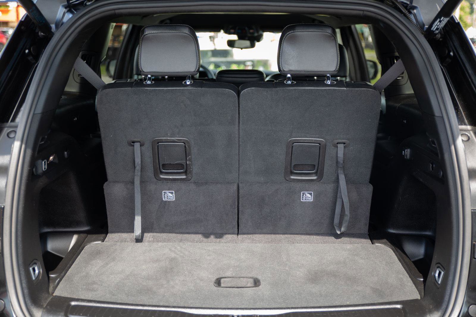 Used 2024 Jeep Grand Cherokee L Laredo image 28