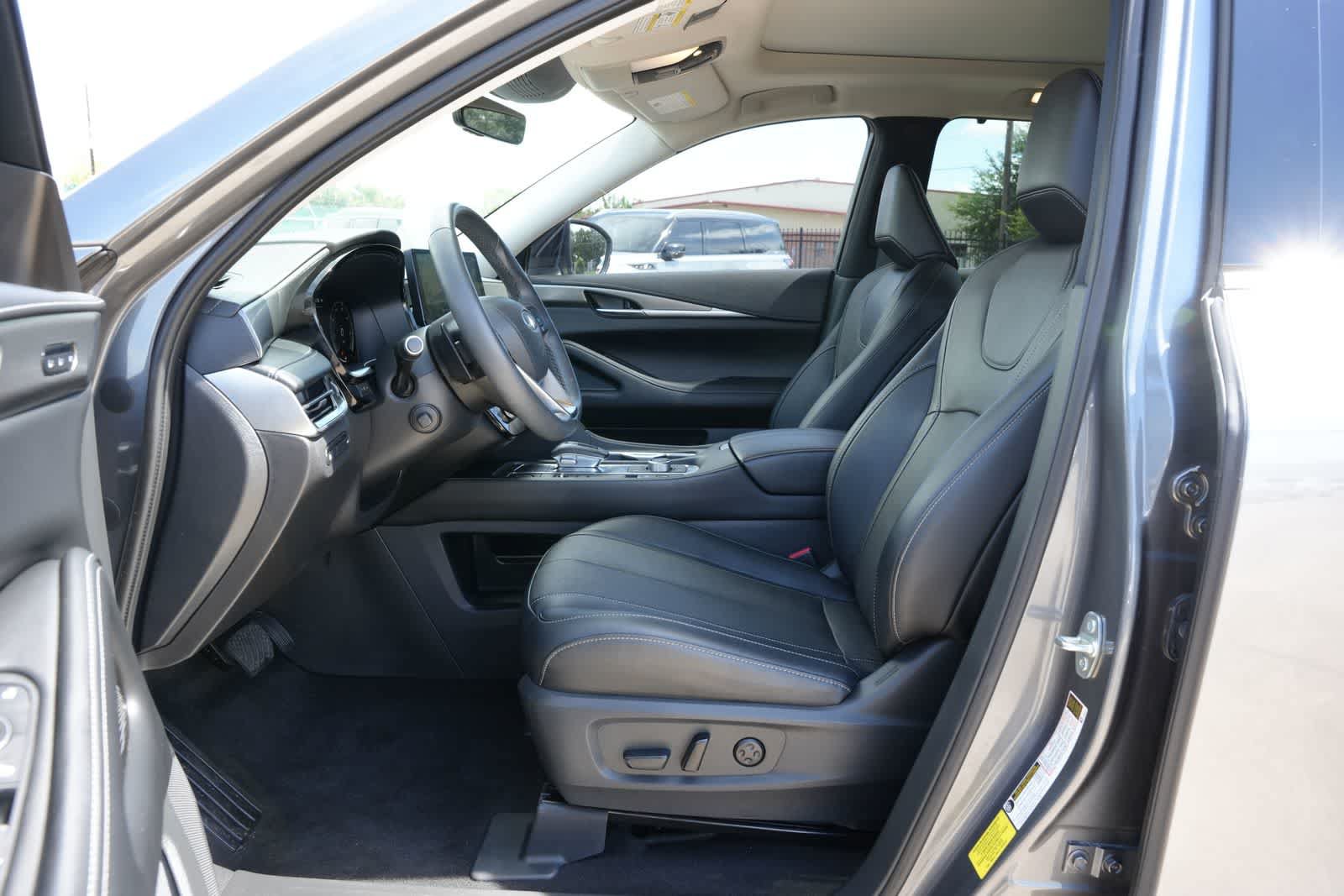 Certified 2023 INFINITI QX60 Luxe w/ Cargo Package AWD/4WD image 16