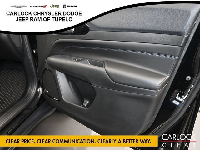 New 2026 Jeep Compass Latitude w/ Sun and Sound Group AWD/4WD image 37