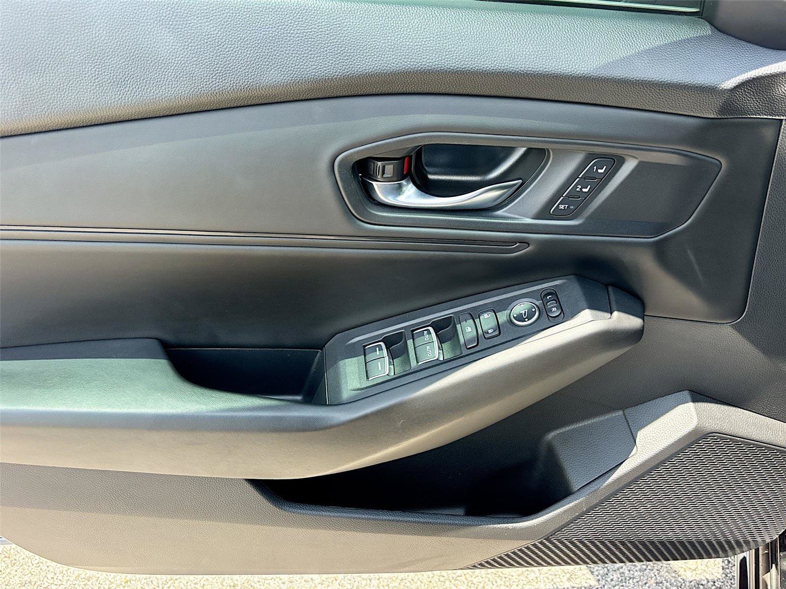 Used 2023 Honda Accord EX-L image 20