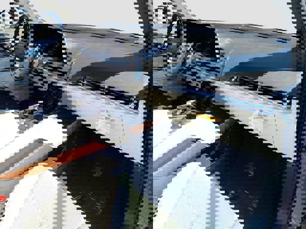 New 2026 Cadillac Vistiq Luxury image 30