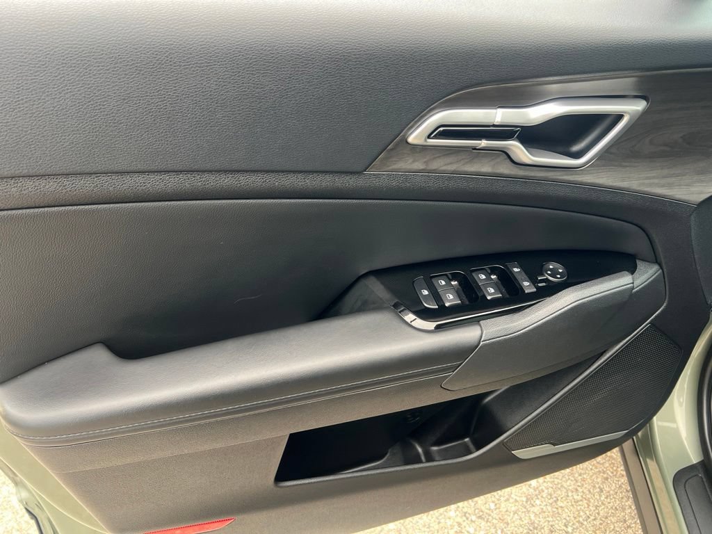 Certified 2024 Kia Sportage X-Line w/ X-Line Premium Package AWD/4WD image 7