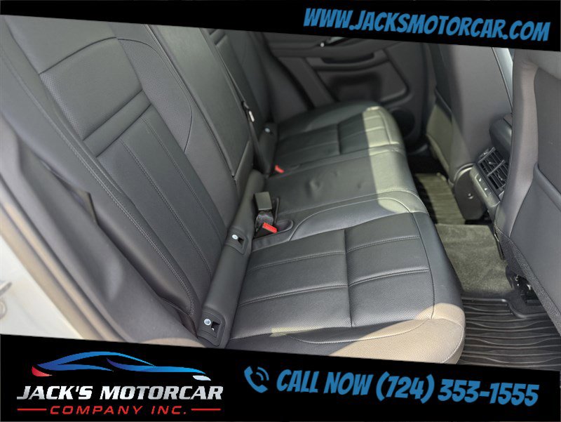 Used 2024 Land Rover Range Rover Evoque Dynamic SE image 15