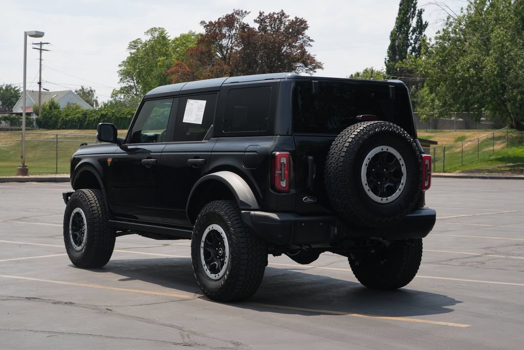 Used 2025 Ford Bronco Badlands AWD/4WD image 3