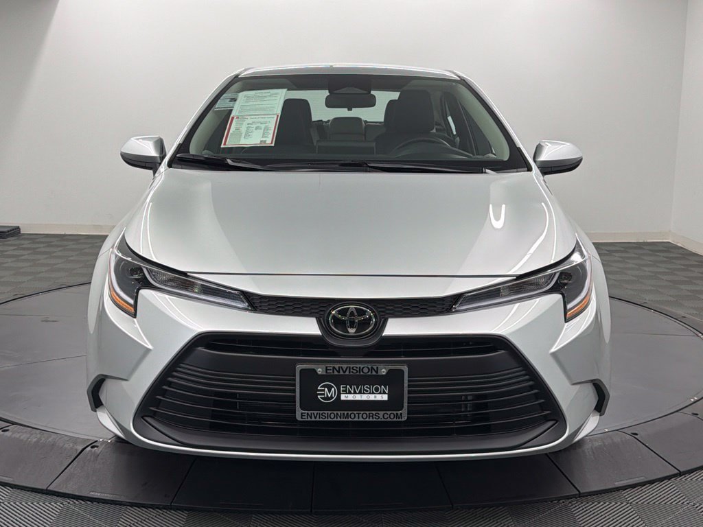 Certified 2026 Toyota Corolla LE FWD image 6