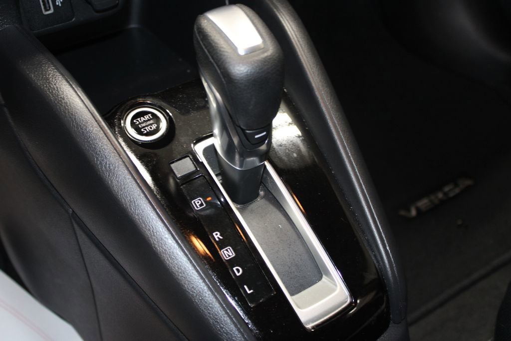 Used 2021 Nissan Versa SV image 26