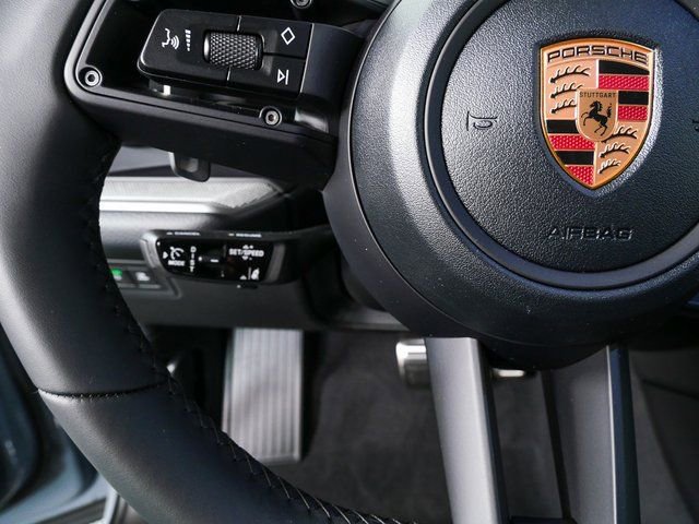 New 2026 Porsche Cayenne S image 10